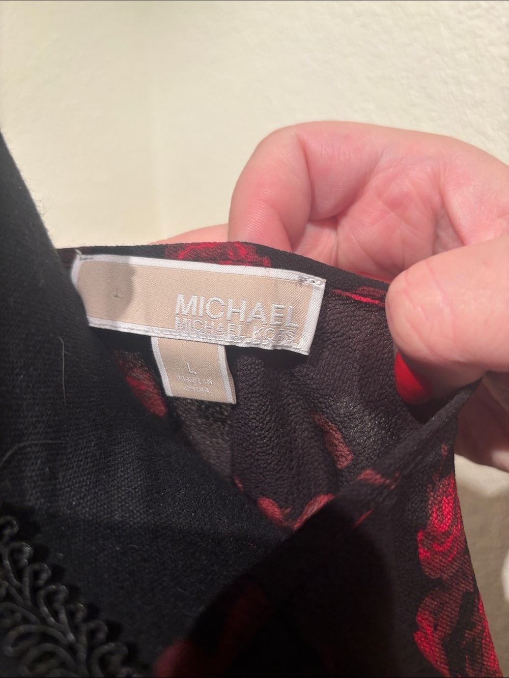 MICHAEL Michael Kors Black V-Neck Flutter Sleeve Top with Red Rose Print - Picture 3 of 4